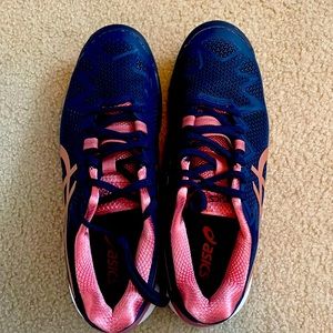 ASICS GEL-RESOLUTION® 8 tennis shoe size 9.5